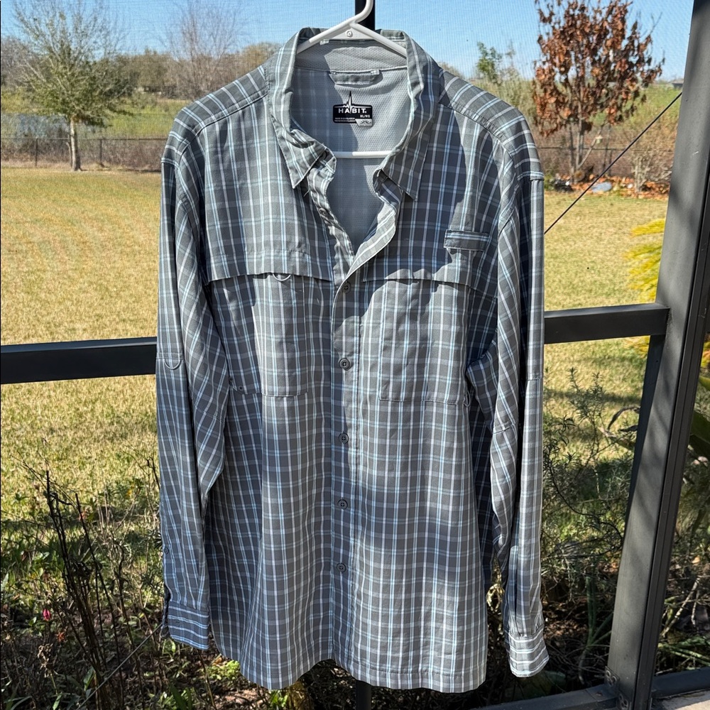 Habitat Fishing Gear Gray and White Checkered Shirt XL / XG